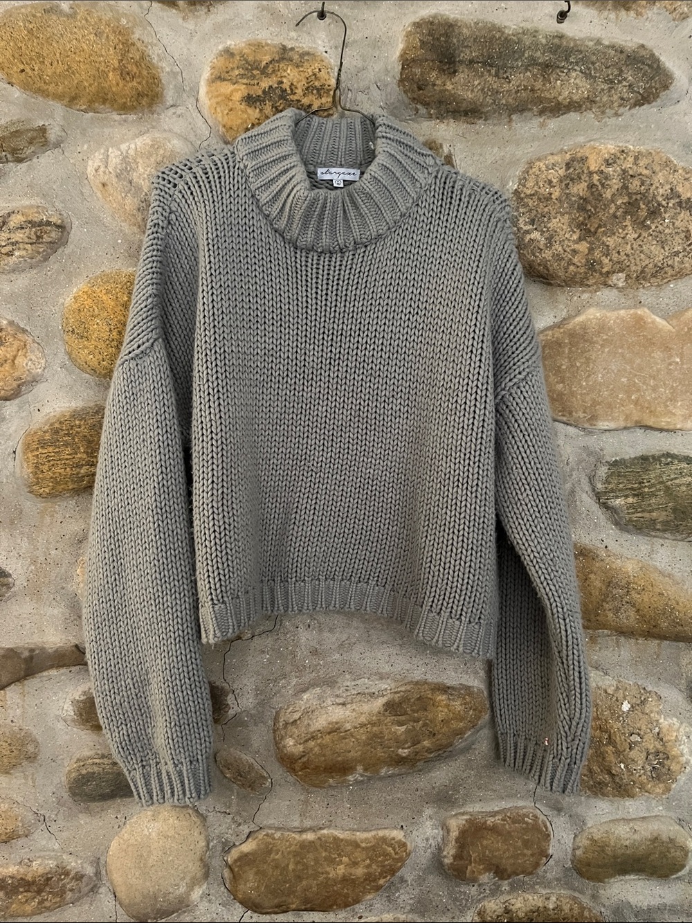 Chunky Olive-Gray Turtleneck Sweater — Relaxed Cropped Fit